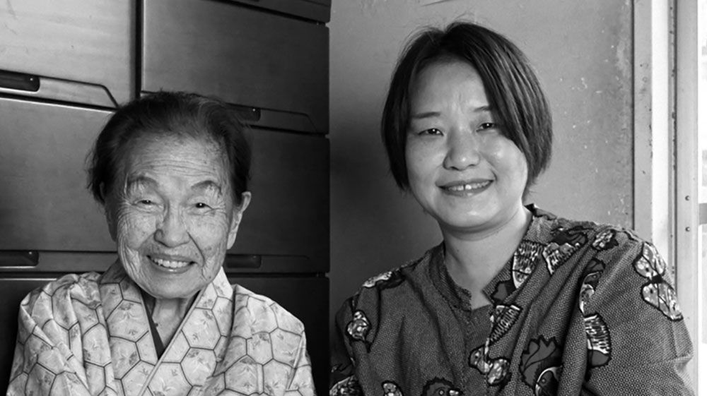 画像・写真|100歳の三味線奏者、玉川祐子。初の女弟子だったことで師匠に可愛がられ、他の弟子からは目の敵に。「お前を殺して俺も死ぬ」と言われて ...