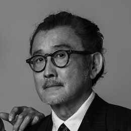 吉田鋼太郎