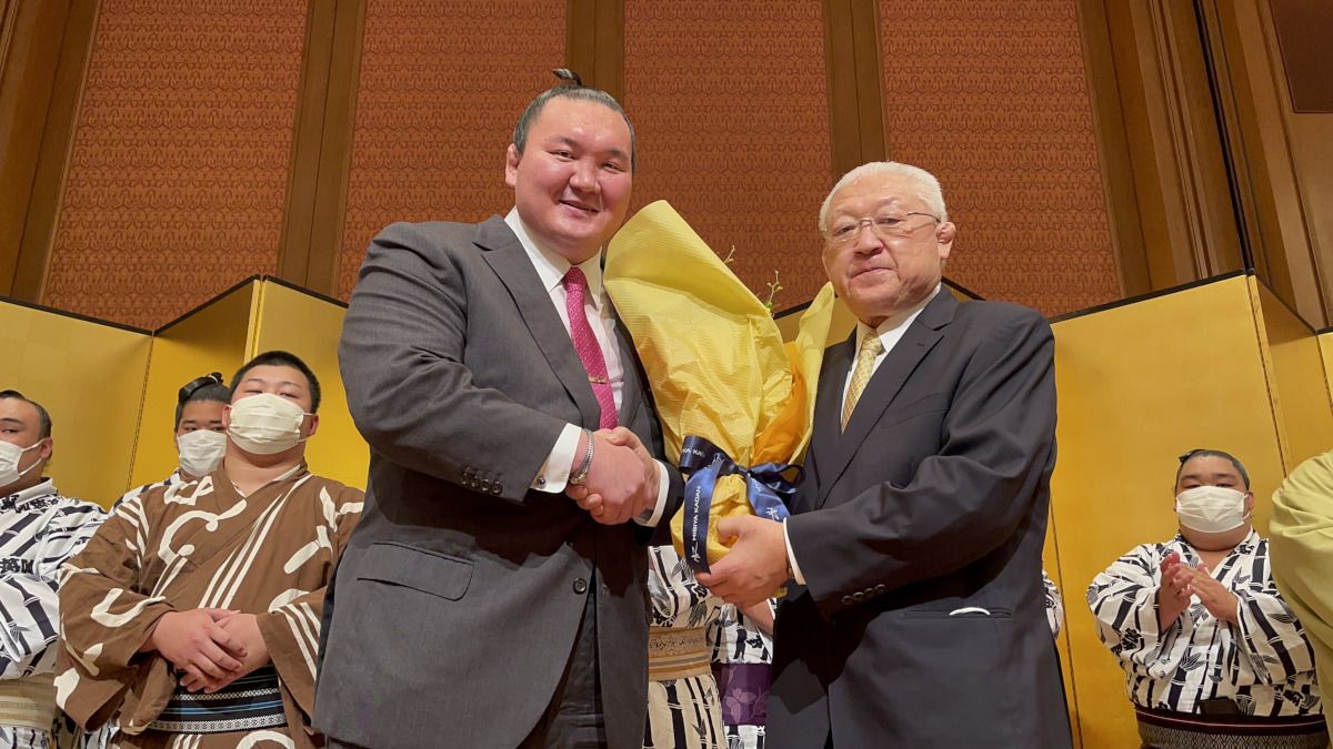 第69代横綱白鵬の断髪式に完全密着！大横綱が親方になるまで、モンゴル