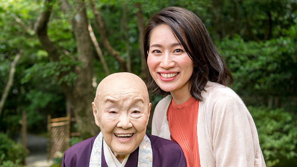 瀬戸内寂聴さん秘書・瀬尾まなほさんが『徹子の部屋』に出演。「最後にかわした会話は『ありがとう』でした」 5月15日で100歳を迎えるはずだった寂聴さんへ…逝去1ヵ月後のインタビュー|芸能|婦人 瀬戸内寂聴さん秘書・瀬尾まなほさんが『徹子の部屋』に出演。「最後にかわした会話は『ありがとう』でした」 5月15日で100歳を迎えるはずだった寂聴さんへ…逝去1ヵ月後のインタビュー|芸能|婦人
