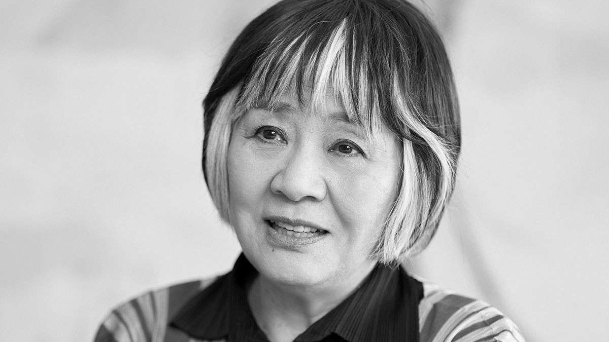 里中満智子「デビュー後アルバイト禁止と言われ高校中退、上京