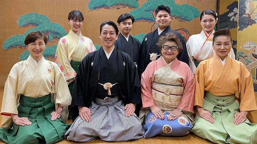 和泉元彌母・節子ママが80歳に！ 和泉淳子「狂言・和泉流宗家、女性狂言師誕生50年。女三代80・50・20…狂言の笑いで、平和を発信したい ...