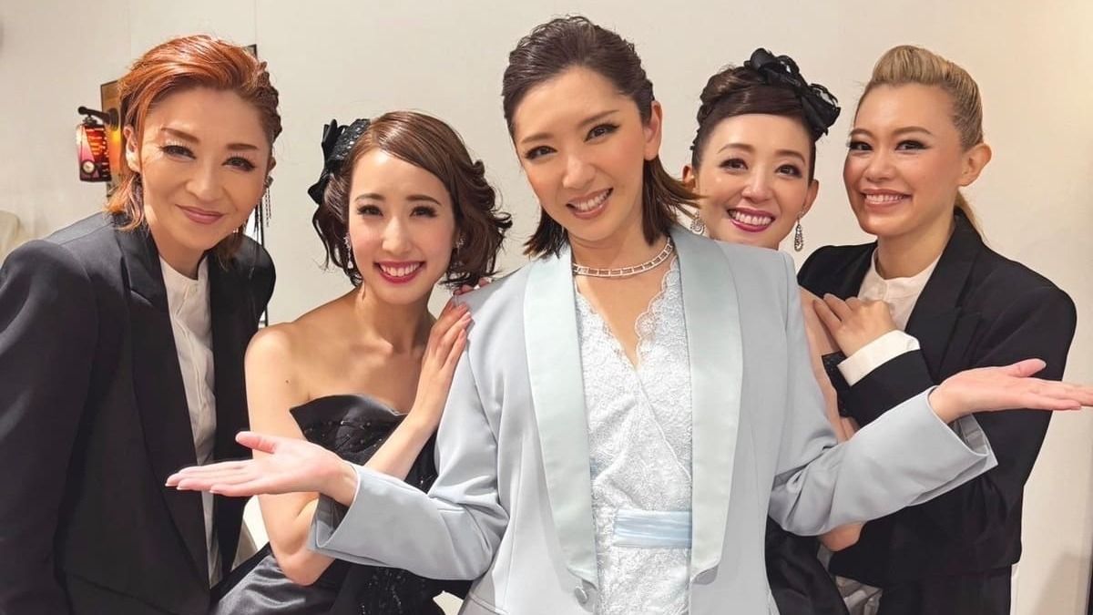あさこさん(瀬奈じゅんさん)の芸能生活30周年記念コンサートを終えて あさこさん(瀬奈じゅんさん)の芸能生活30周年記念コンサートを終えて