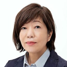 林真理子